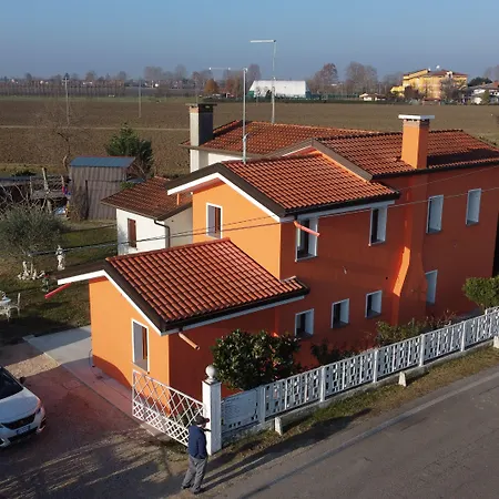 Gasthuis Ca' Rosin - Tra Relax E Privacy Meolo